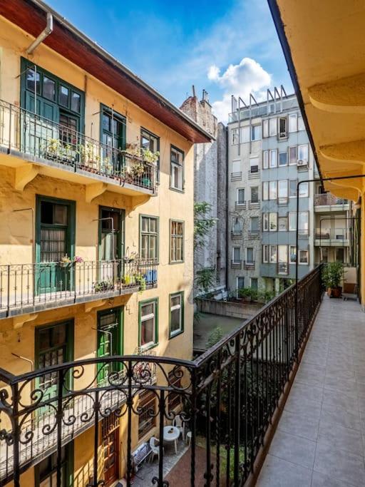Apartament Mexicopo With Garage Budapeszt